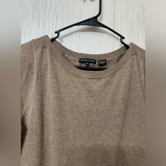 JEANNE PIERRE  Women's M Boat Neck Sweater Top , 2 Front Pockets - Picture 3 of 5